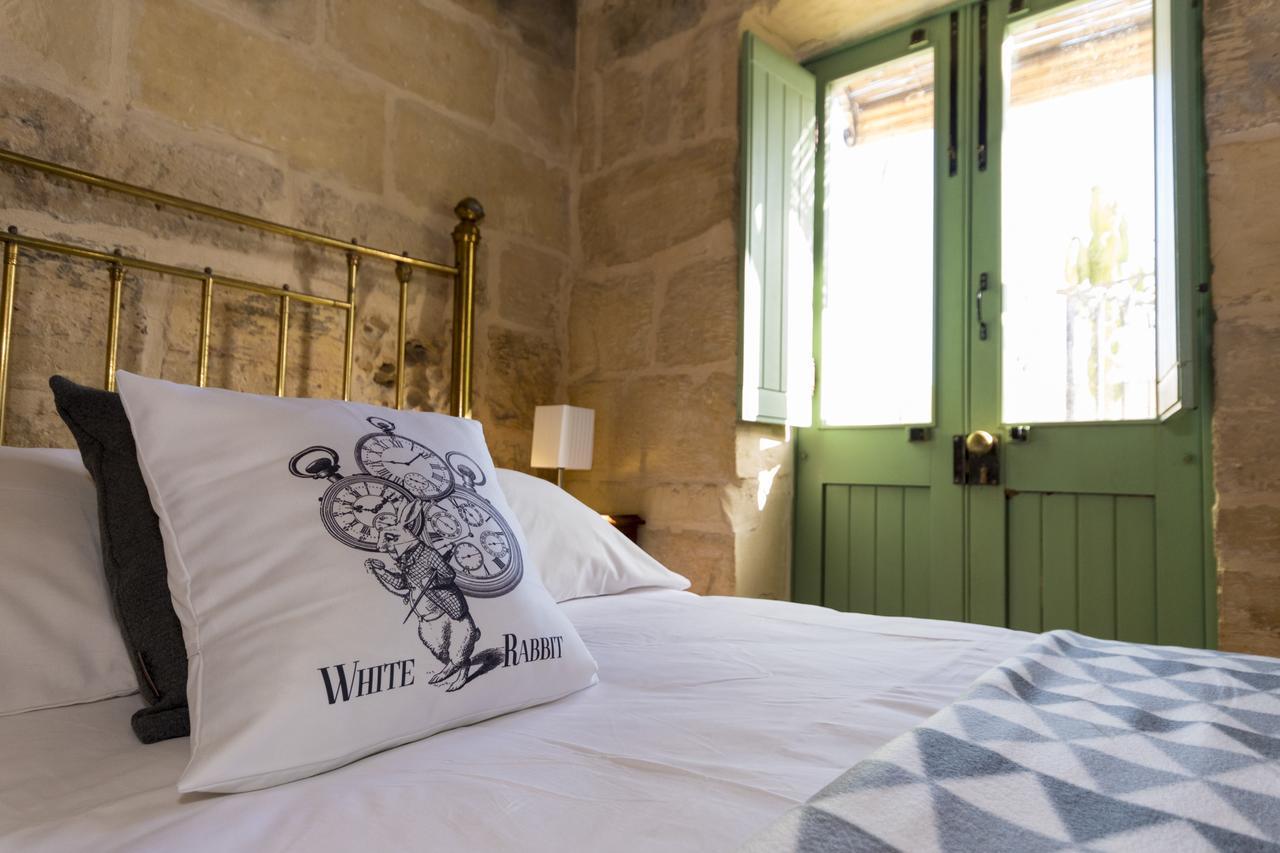 The Burrow Guest House Tarxien Esterno foto