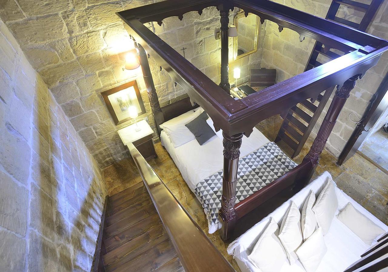 The Burrow Guest House Tarxien Esterno foto